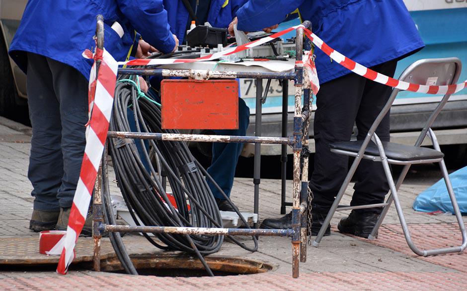 déboucher une canalisation d'eaux usées Les Lilas